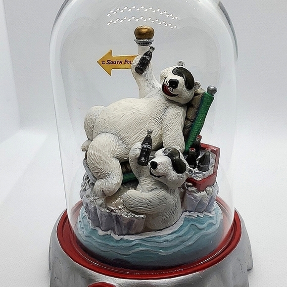 Coca-Cola Polar Bears Iceberg Break Cloche Limited Edition Franklin Mint - Picture 6 of 16